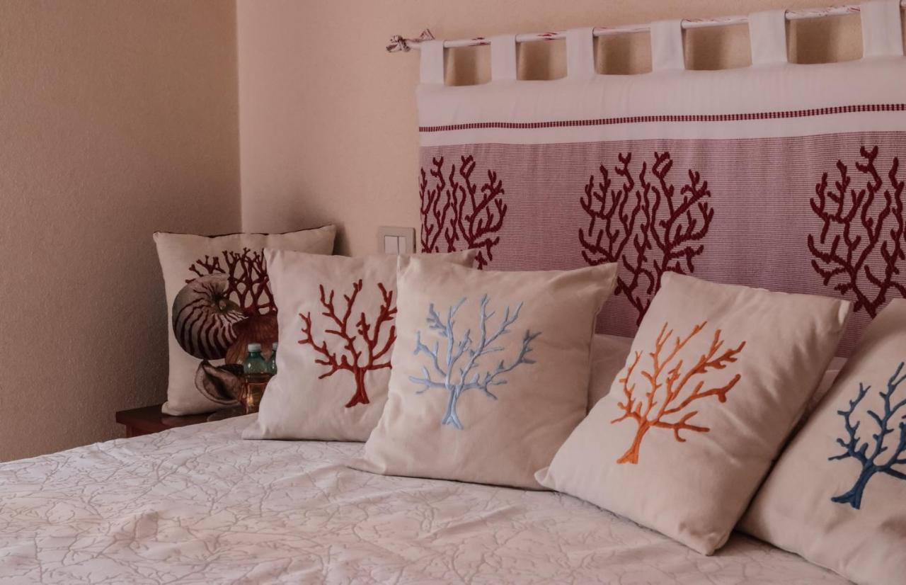Rental Villa Bb Olbia Buitenkant foto