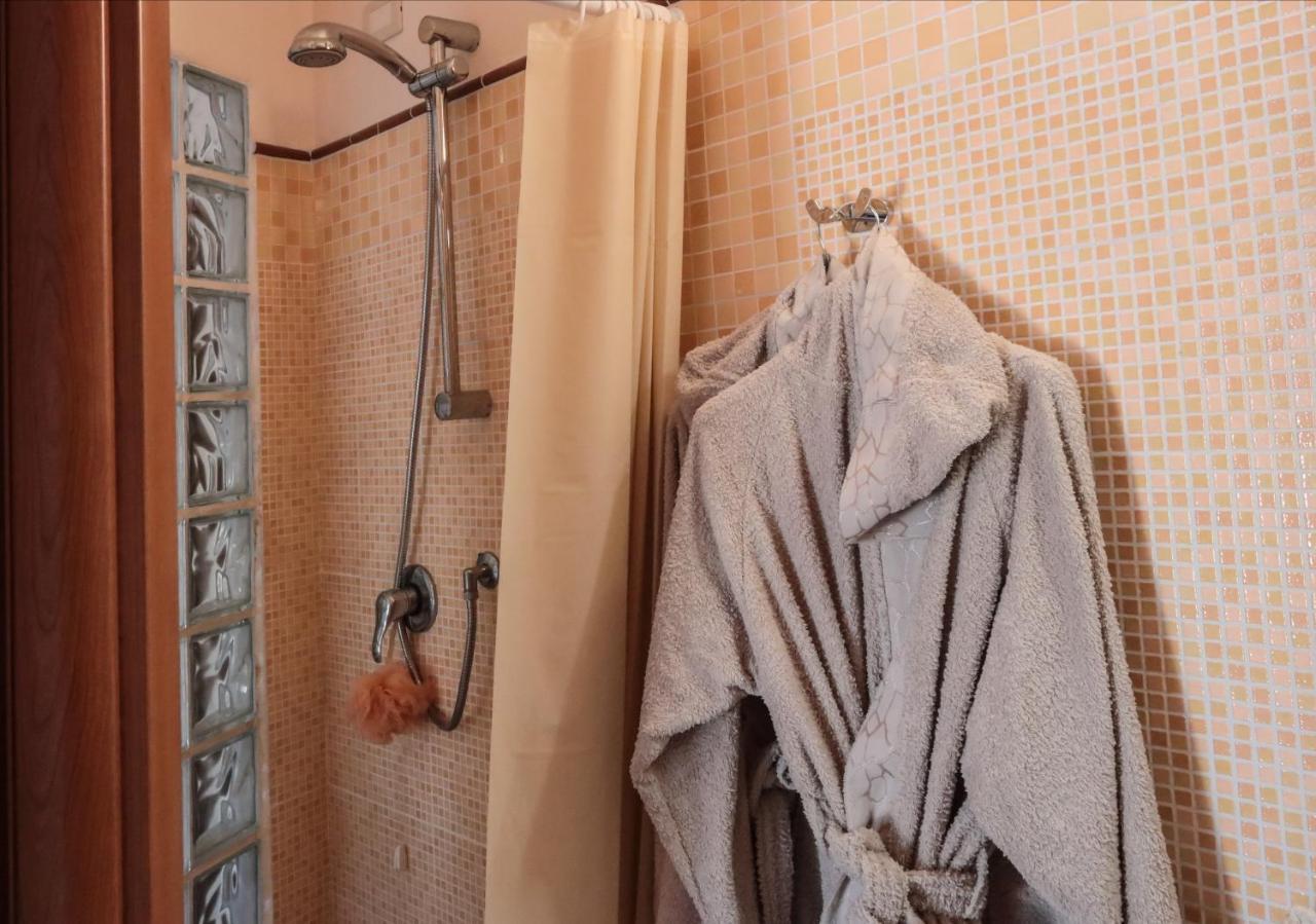 Rental Villa Bb Olbia Buitenkant foto
